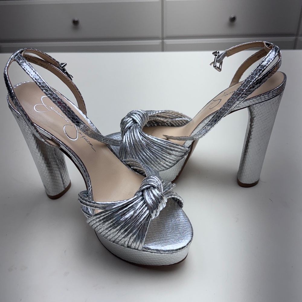 Jessica Simpson Metallic Silver Knot-Front Platform Sandals - Picture 3 of 3